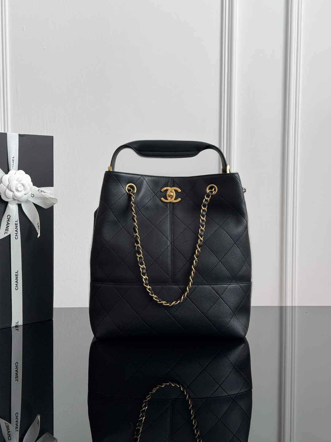 13408615503064131 CHANEL MASTER SHOPPING BAG CALFSKIN & GOLD-TONE METAL BLACK 33*29*11cm - Image 1