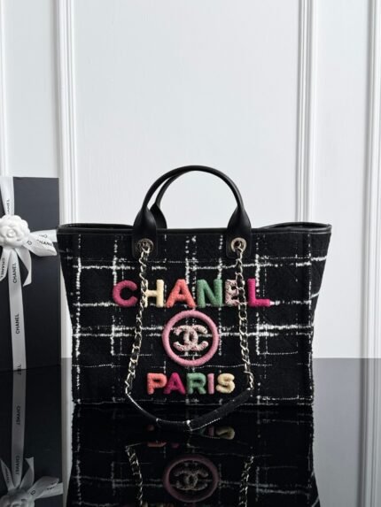 CHANEL MASTER  22K tweed beach bag 50*30*22cm