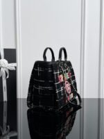 CHANEL MASTER  22K tweed beach bag 50*30*22cm - Image 5