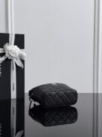 CHANEL MASTER 25B HOBO LUNCH BOX BAG 21.5*19*7.5 - Image 7
