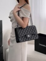 CHANEL MASTER CLASSIC SINGLE FLAP JUMBO BLACK 30*19.5*10cm - Image 3