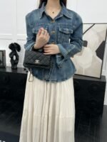 CHANEL MASTER  25s handle CF artistic buckle black   18*12*6.5cm - Image 3