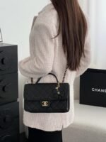 CHANEL MASTER 25 Leaf Clover Horizontal Black 25*16.5*8.5cm - Image 4