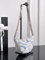 CHANEL MASTER  25m beach dumpling bag 29*15.5*7.5cm - Image 5