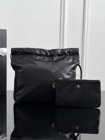 CHANEL MASTER 22 SMALL HANDBAG  37*35*7cm - Image 6