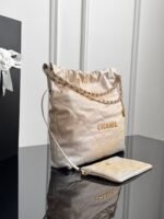 CHANEL MASTER 22 HANDBAG  42*39*8cm - Image 2