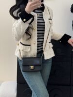 CHANEL MASTER 24k small gold coin flap bag  17.5*13*6cm - Image 3