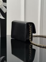 CHANEL MASTER 24k small gold coin flap bag  17.5*13*6cm - Image 5