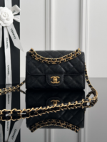 CHANE MASTER CAVIAR WALLET ON CHAIN  18*13*5.5cm