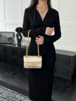 CHANEL MASTER  25s woven flap with golden 19*13*5.5cm - Image 2