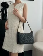 CHANEL MASTER Middle aged Mahjong Bao Dahei 29*21.5*9cm - Image 3