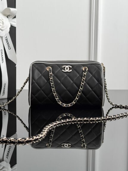 CHANEL MASTER BOSTON BOWLING BAG 18.5*11.5*11cm