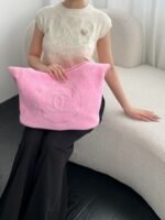 CHANEL MASTER 25 Coco Beach Beach Powder 58*38*20cm - Image 4