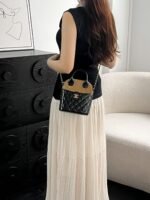 CHANEL MASTER 25A Shell Deer Brown 18*16*6cm - Image 3