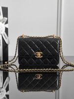 CHANEL MASTER PERFECT FIT FLAP BAG QUILTED CALFSKIN SMALL 22*14.5*8cm