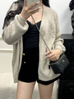 CHANEL MASTER  23A handle box 16*9.5*8cm - Image 4