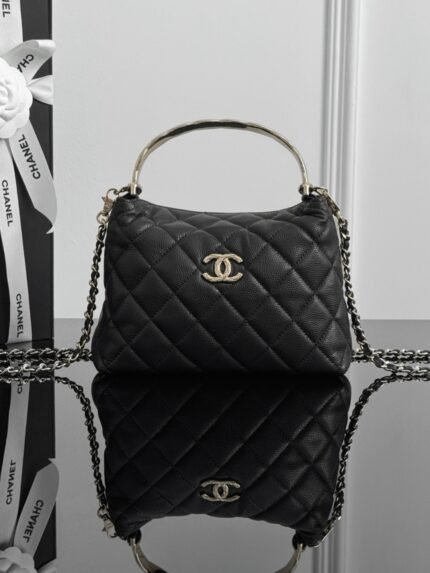 CHANEL MASTER  25s lunch box bag series 18.5*14.5*7cm
