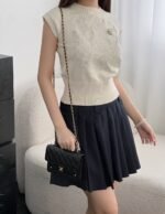 CHANEL MASTER 25B rivet woc black 19*12*4cm - Image 3