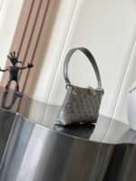 LOUIS VUITTON POCHETTE SÈVRES 25*13*5cm - Image 3