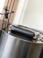 LOUIS VUITTON SLIM TRUNK 23*12*4cm - Image 4