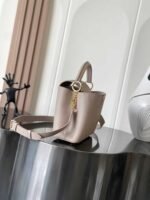 LOUIS VUITTON CAPUCINES BB  27*17.3*9cm - Image 2