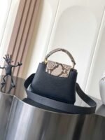 LOUIS VUITTON CAPUCINES BB  27*18*9cm - Image 3