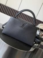 LOUIS VUITTON CAPUCINES EAST-WEST MM  33*19*9cm