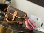 LOUIS VUITTON  DIANE 25*9*15cm