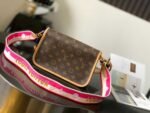 LOUIS VUITTON  DIANE 25*9*15cm - Image 3
