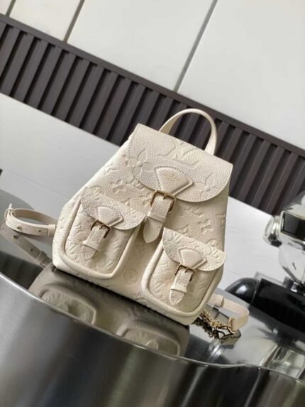 LOUIS VUITTON BACKUP 22*20*14cm