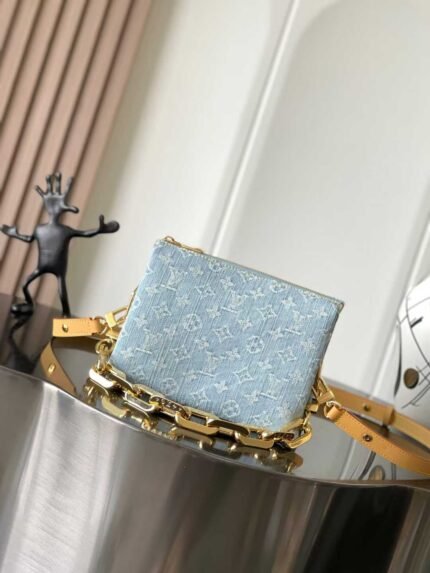 LOUIS VUITTON COUSSIN BB  21*16*7cm