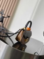 Louis Vuitton Pico Tilsitt 16*12*5cm - Image 2