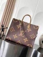 LOUIS VUITTON ONTHEGO VOYAGE  43*33*18.5cm - Image 3