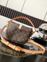 LOUIS VUITTON SAUMUR BB 20*16*7.5cm - Image 3