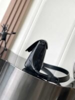 LOUIS VUITTON  Pulse 26.6*17*11cm - Image 2