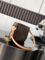 LOUIS VUITTON POCHETTE ACCESSOIRES 23.5*13.5*4cm - Image 2