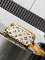 LOUIS VUITTON MINI SOFT TRUNK 18.5*13*8cm - Image 4