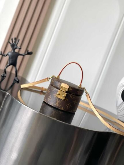 LOUIS VUITTON SCOTT  13.5*11.5*9cm