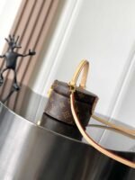 LOUIS VUITTON SCOTT  13.5*11.5*9cm - Image 2