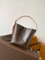 LOUIS VUITTON ALL IN GM 31*26*18cm