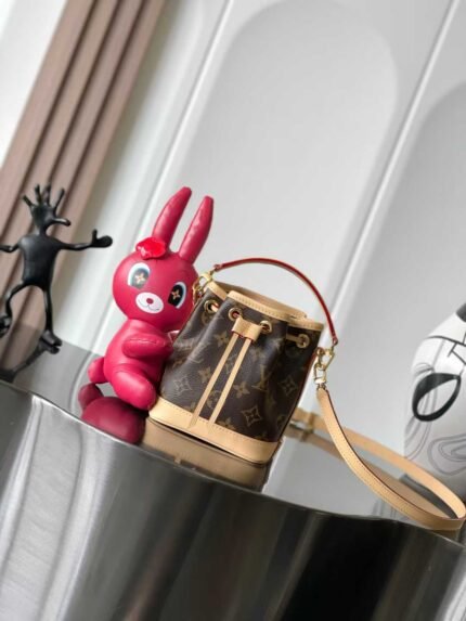 LOUIS VUITTON NANO NOÉ  16*13*10cm