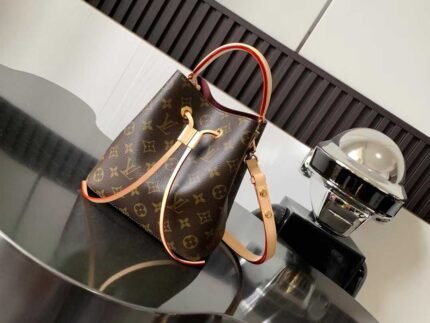 LOUIS VUITTON NÉONOÉ BB  20*20*13cm