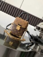 LOUIS VUITTON CAMERA BOX  12.5x17.6x6cm