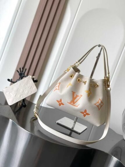 LOUIS VUITTON LV BUNDLE  28*20*11.5cm