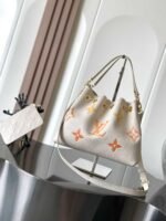 LOUIS VUITTON LV BUNDLE  28*20*11.5cm - Image 3