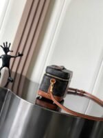 CELINE VANITY Makeup Box Bag 18 X 12 X 18cm - Image 2