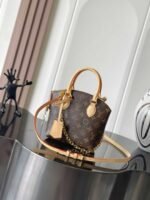 LOUIS VUITTON  Lockit BB 15x19x7cm