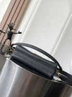 LOUIS VUITTON  Soft Twist 27*19*9cm - Image 2