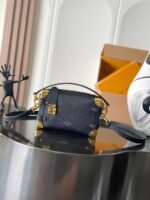 LOUIS VUITTON SIDE TRUNK PM  19*12.5*7.5cm