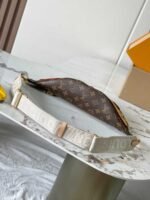 LOUIS VUITTON HIGH RISE 38*16*8cm - Image 3